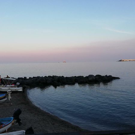 Casa Vacanze Aloha Giardini Naxos Luaran gambar