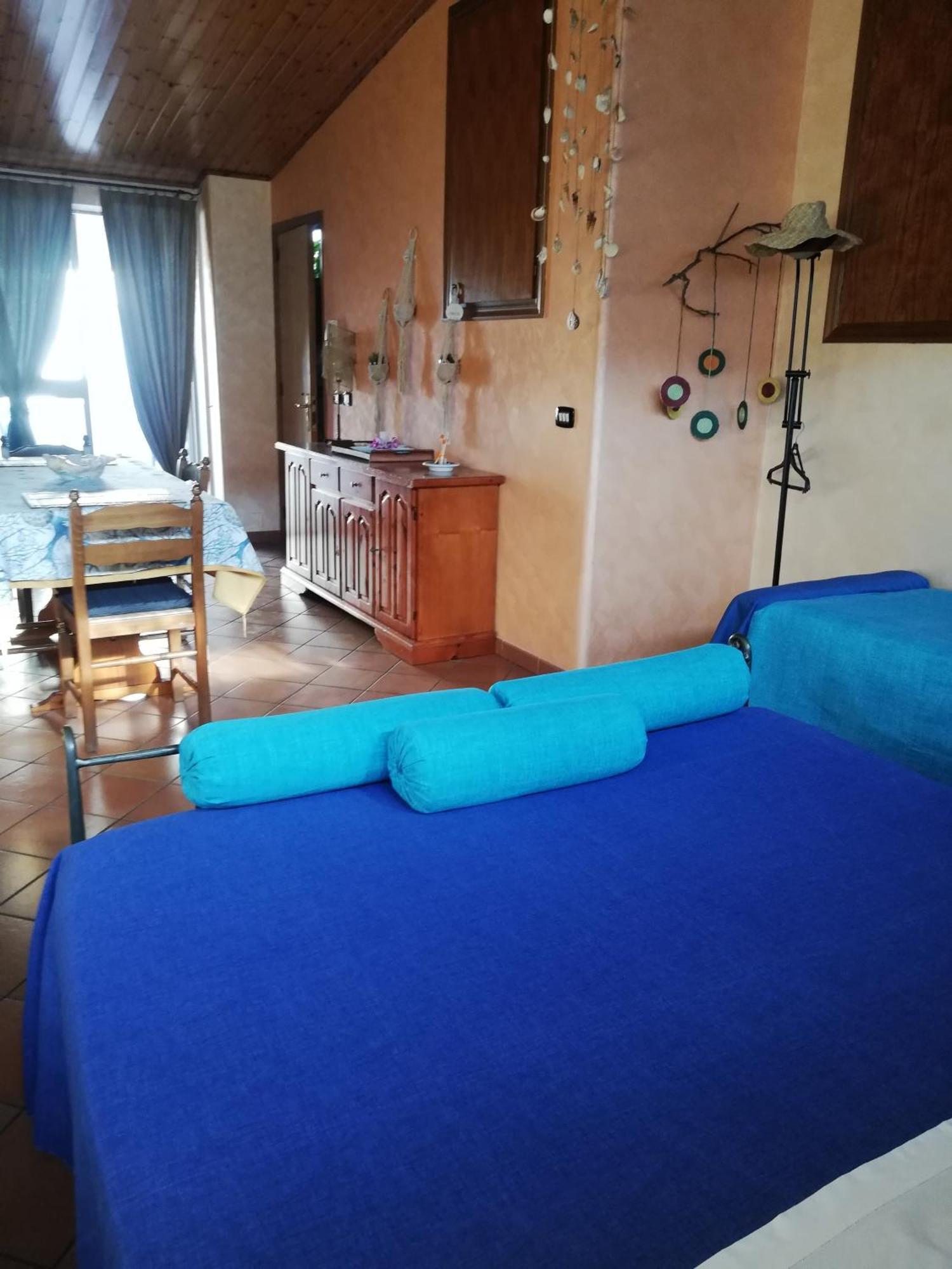 Casa Vacanze Aloha Giardini Naxos Bilik gambar
